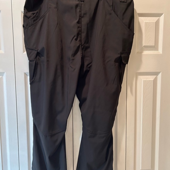 Men's Black Cargo Pants - Picture 2 of 2